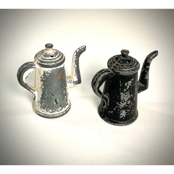 Vintage Salt and Pepper - miniature farmhouse Coffee or Teapot - pewter alloy - Picture 1 of 5